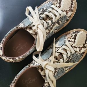 Crown Vintage snake print sneakers 7.5M*